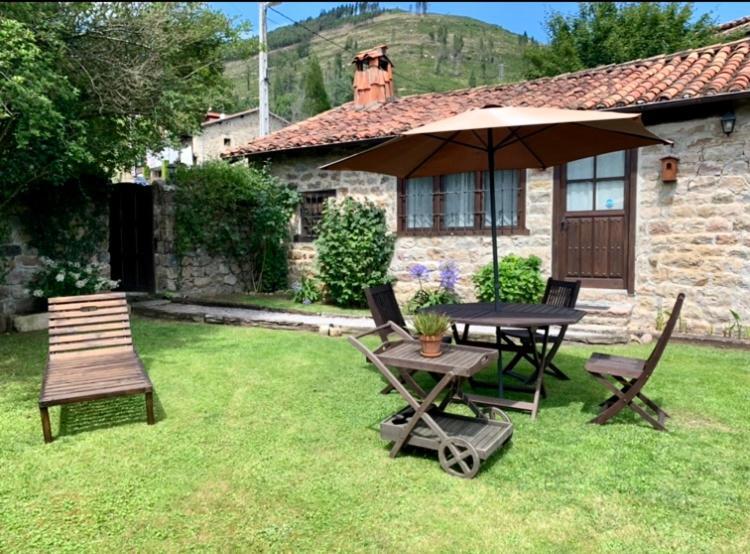 La Casita De Cuestallano Renedo De Cabuerniga Экстерьер фото